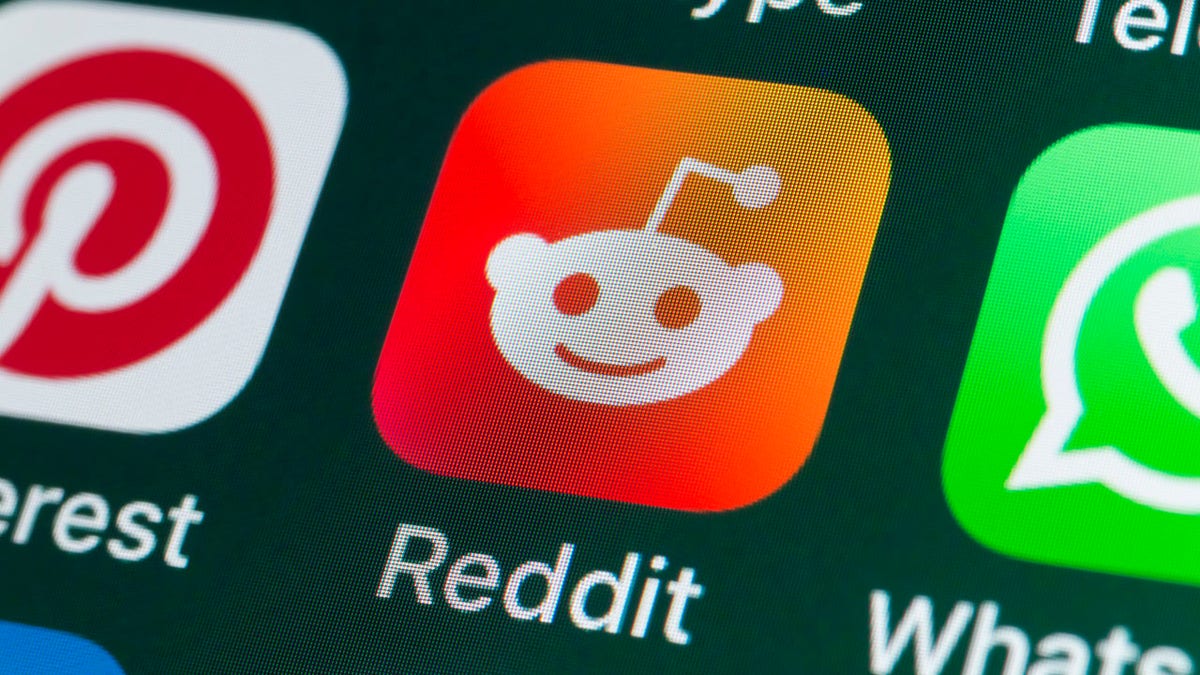 Reddit app button on a phone screen.