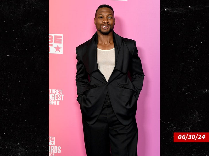 091124 Jonathan Majors sub 2 getty