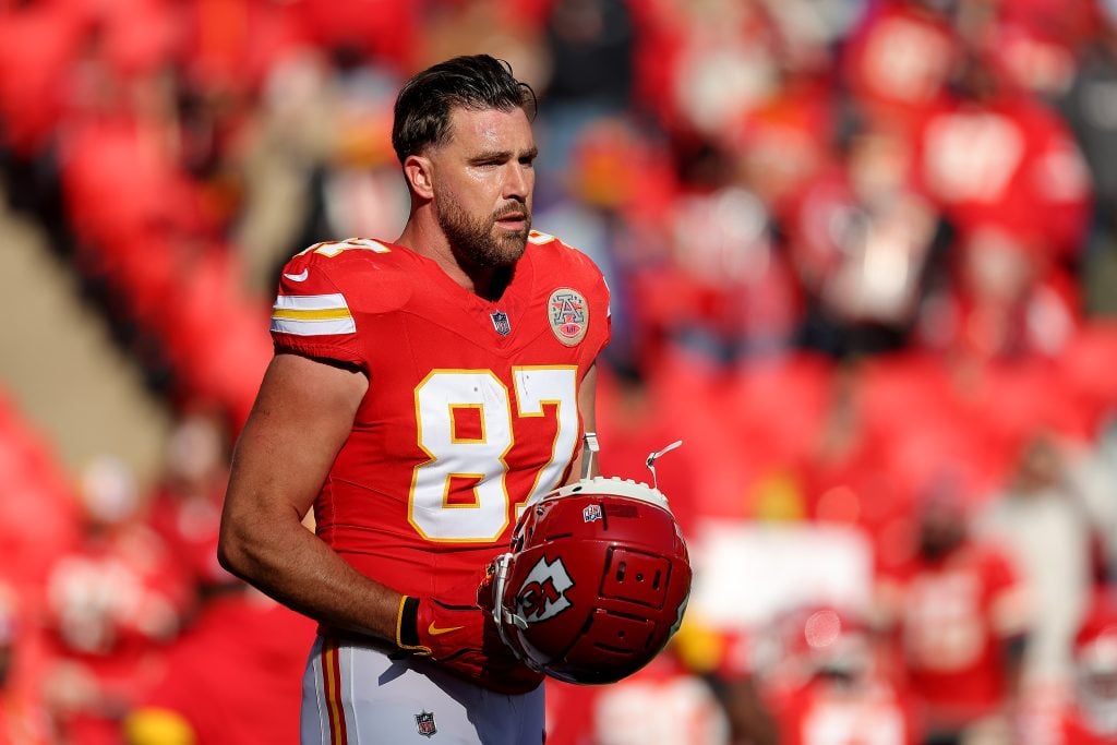 Travis Kelce looking genuinely very handsome in his sports uniform on November 29, 2024.